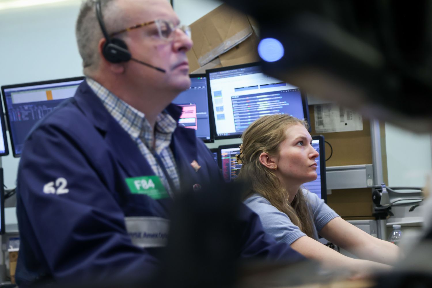 Major Indexes Sink After Jobs Report Comes in Far Worse Than Expected, Oil Nears $90 a Barrel; Dow Drops 550 Points