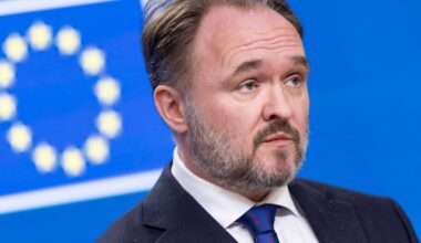 Brussels says Europeans should consider traveling less to avoid energy shortages – POLITICO