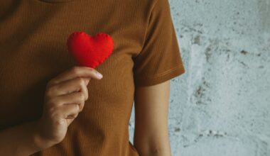 A new study finds AI can potentially detect heart artery calcification in routine mammograms