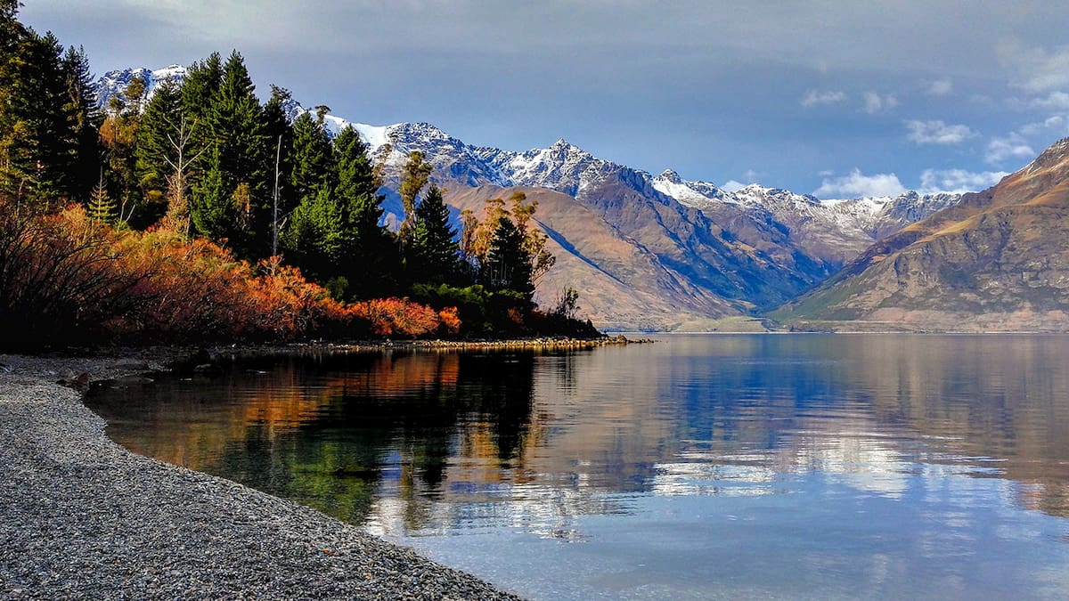 Foreign buyers rush into Queenstown luxury property as rules ease