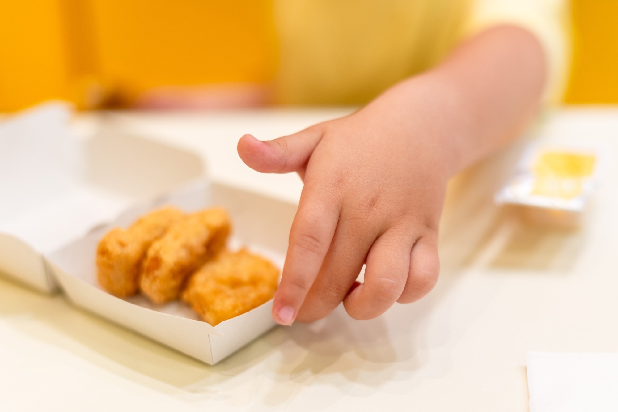Study: Ultraprocessed Food Consumption and Behavioral Outcomes in Canadian Children. Image Credit: IMG Stock Studio / Shutterstock