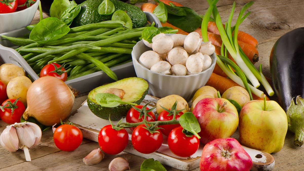 Nutrition advice is often unreliable. Here are 3 things you can count on