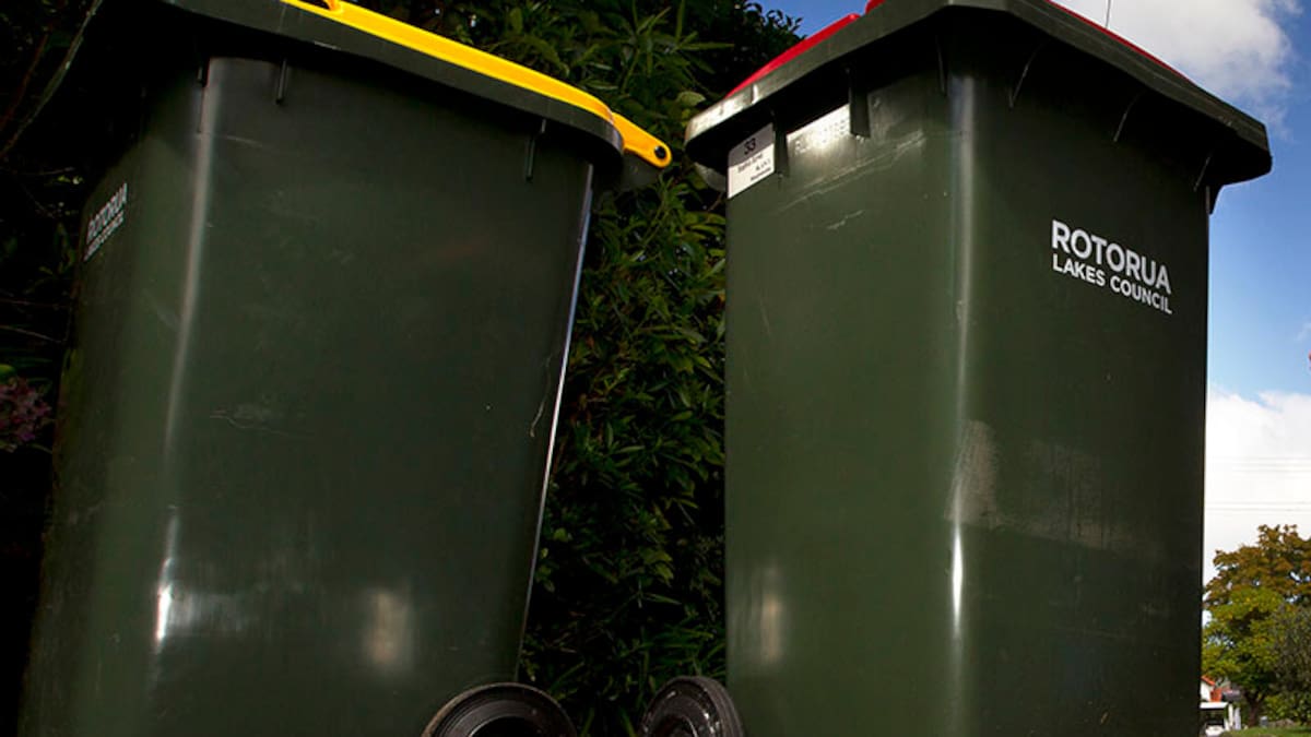 Residents rally against Rotorua’s fortnightly bin change
