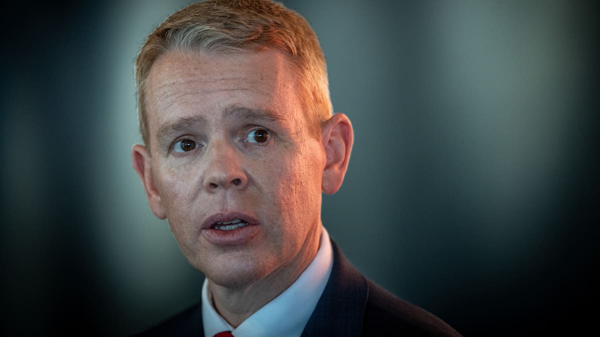 Labour leader Chris Hipkins not offering policy ideas to help Kiwis amid fuel price rises