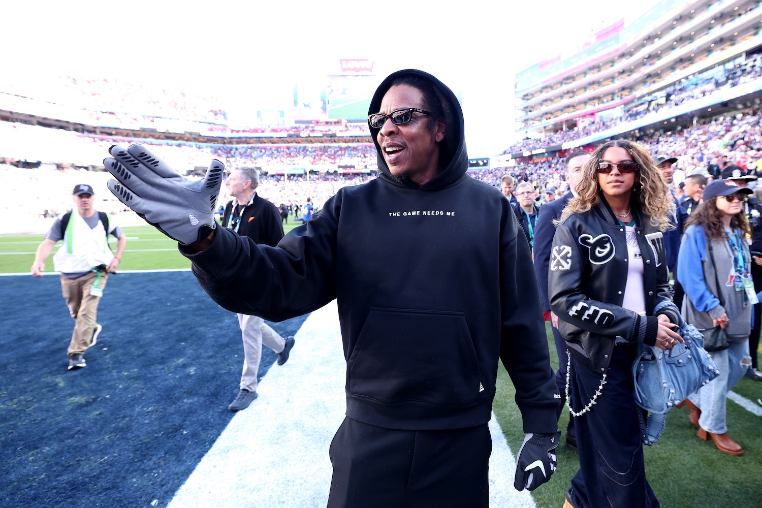 Jay-Z Defends Billionaires