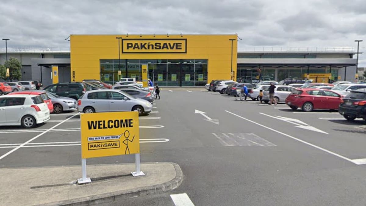 Auckland mum gets $85 Pak’nSave parking fine for 100-minute shop, later waived