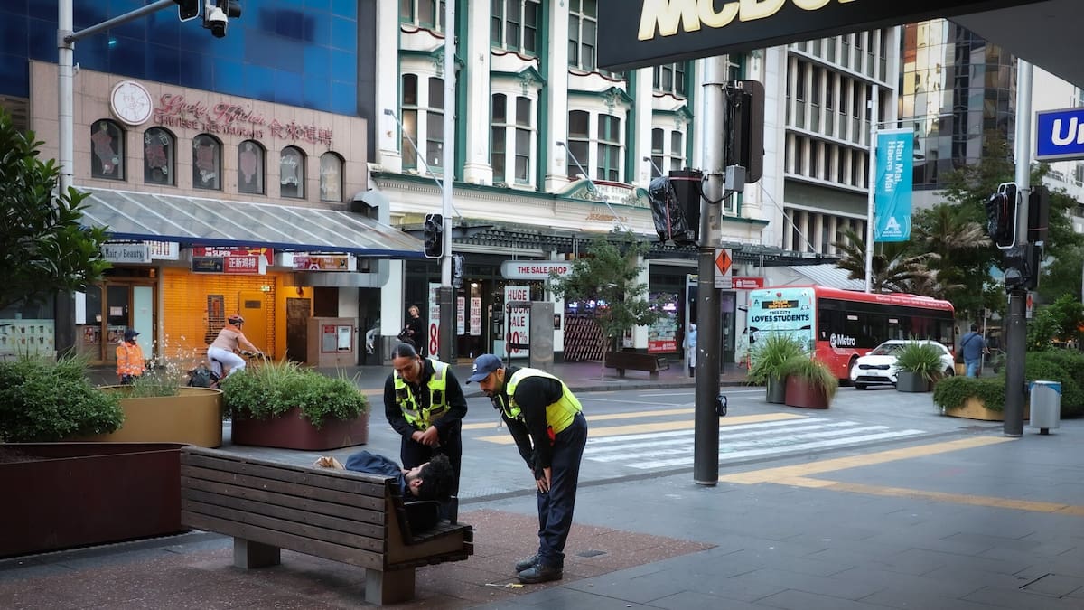 Inside Auckland’s morning ‘wake-up’ patrol for homeless rough sleepers
