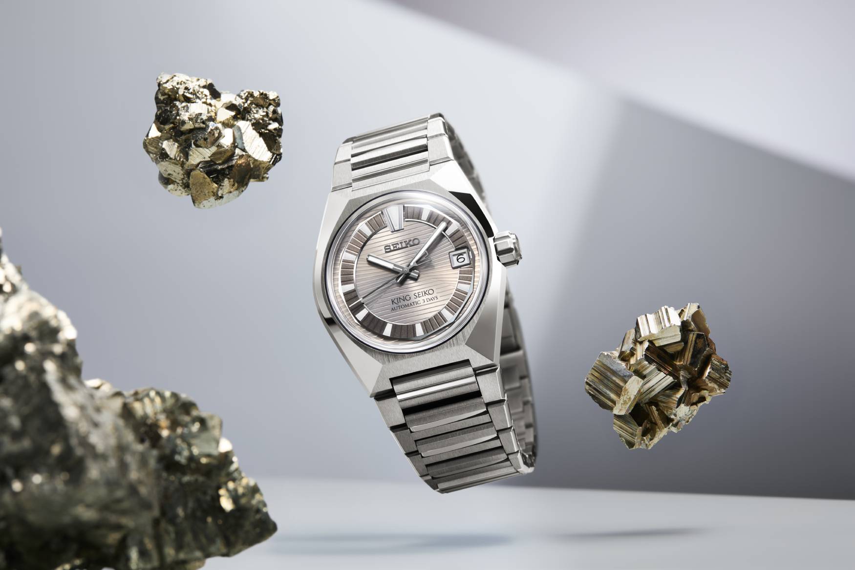 King seiko titanium vanac silver dial