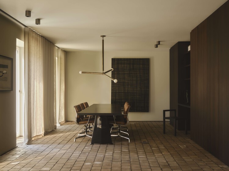 Kreuzberghof Front House / Nidus - Interior Photography, Lighting, Chair