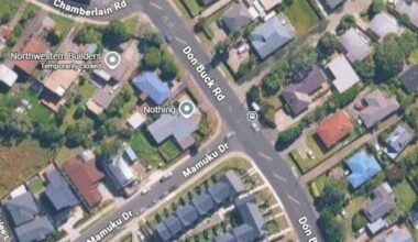 Teenager attacked at Massey bus stop; police seek information, thank heroic family