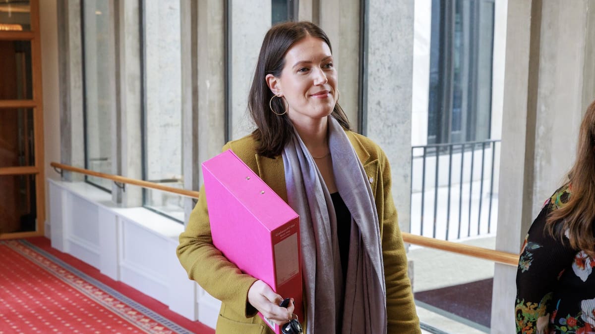 Pay equity overhaul: Govt minister ‘surprised’ by rights watchdog pushback