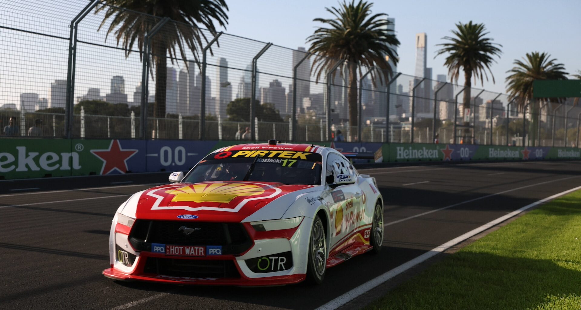 Kostecki goes back-to-back in chaotic Friday sprint - Supercars