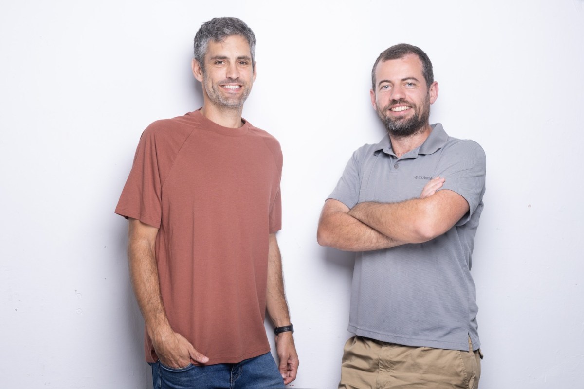 Niv-AI founders Tomer Timor and Edward Kizis.