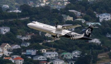 Shares and kiwi down; inflation up - Market close