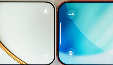 OnePlus 15T (left) and IPhone 17 Pro (right)