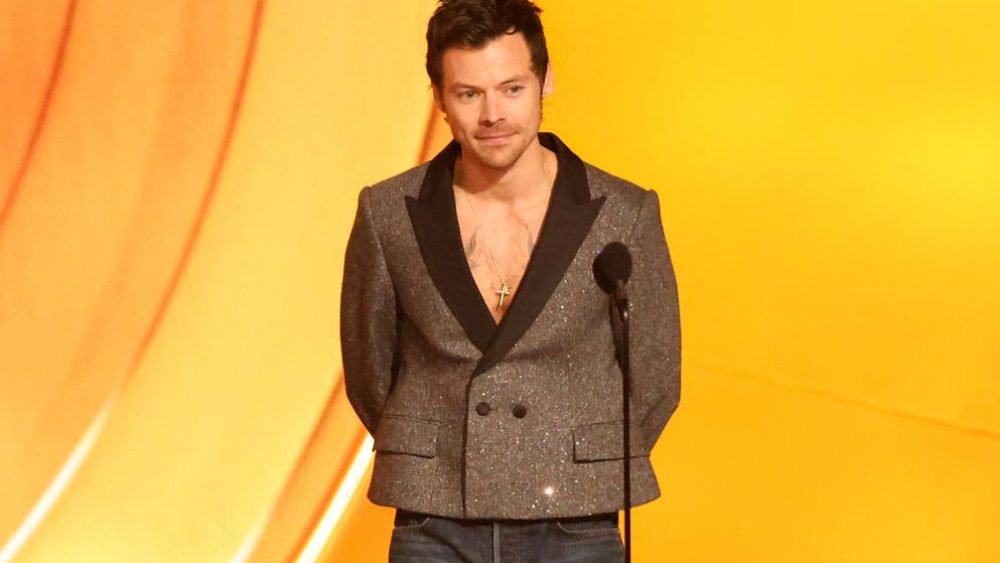 Harry Styles' 'Kiss All the Time' Becomes His Fourth to Debut at No. 1