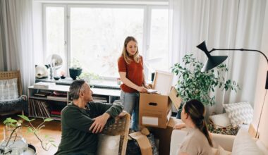 Cutting the cord? When your children should be financially independent