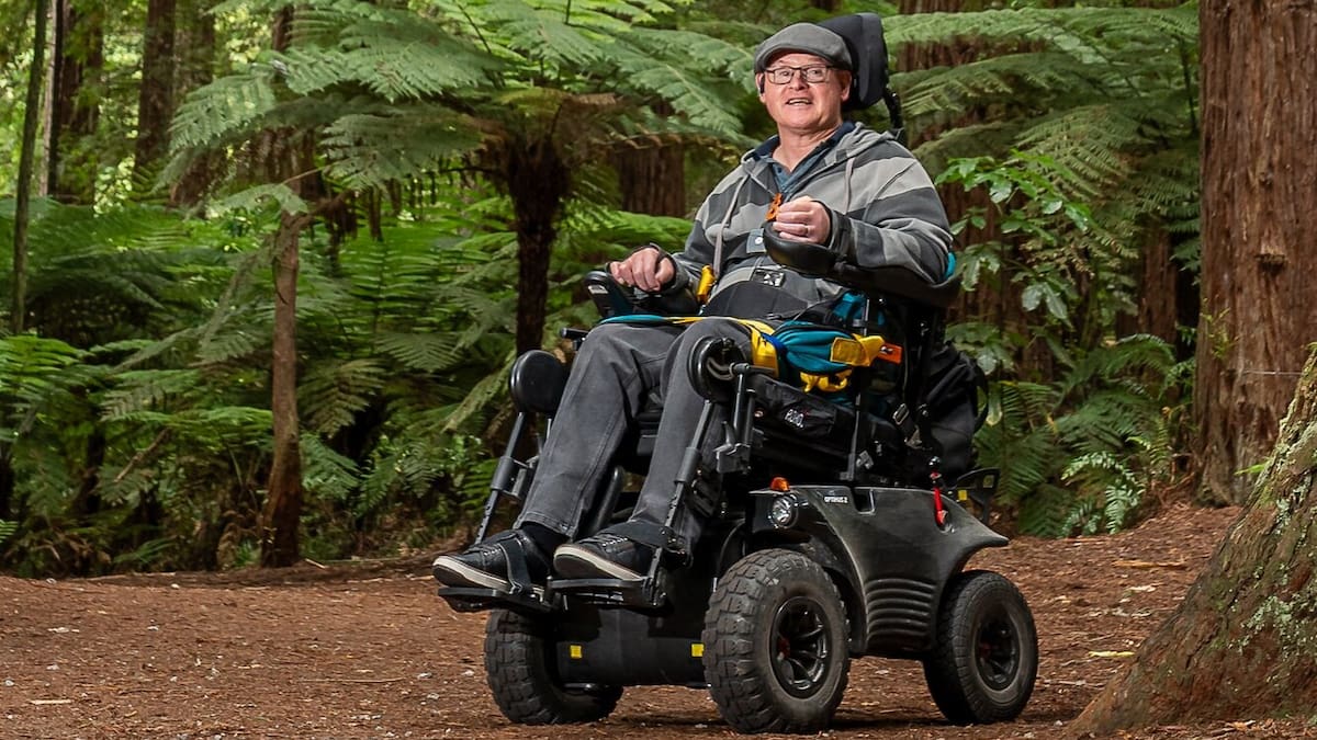 From Redwoods crash to message of hope