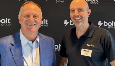 Sir John Key backs digital banking, hits out at Reserve Bank push for more cash access