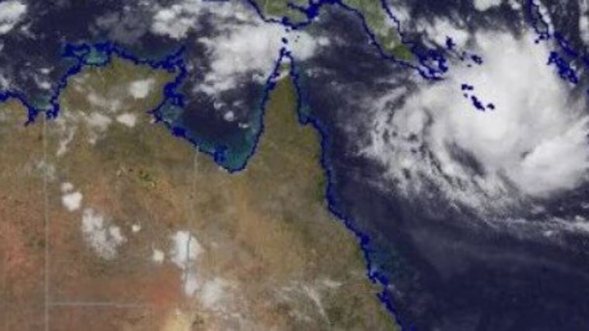 Cyclone Narelle: Category 5 winds, flooding risk for Far North Queensland