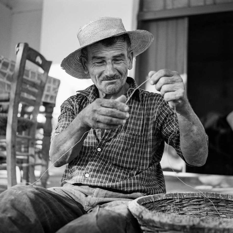 robert-a-mccabes-memories-from-the-aegean-exhibition-opens-on-paros4