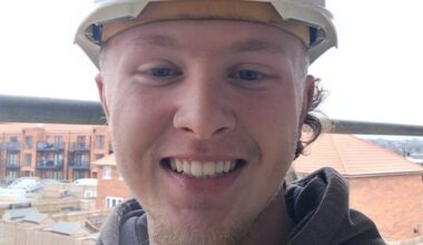 I skipped university to avoid student debt – at 20, I already save into a pension