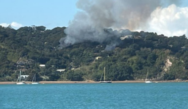 Waiheke Island blaze: Firefighters contain Ōmiha house fire