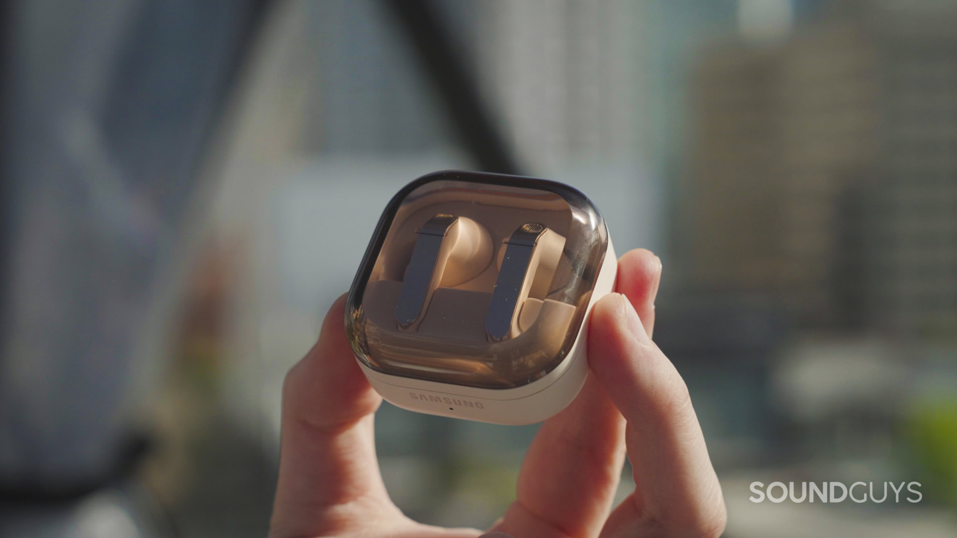 Samsung Galaxy Buds4 Pro Rose Gold.