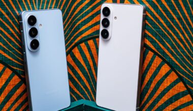 Samsung Galaxy S26 and Galaxy S26+ Review: Lacking Ambition