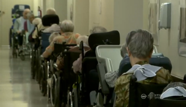 Advocates warn B.C. population aging fast, health-care system not keeping up