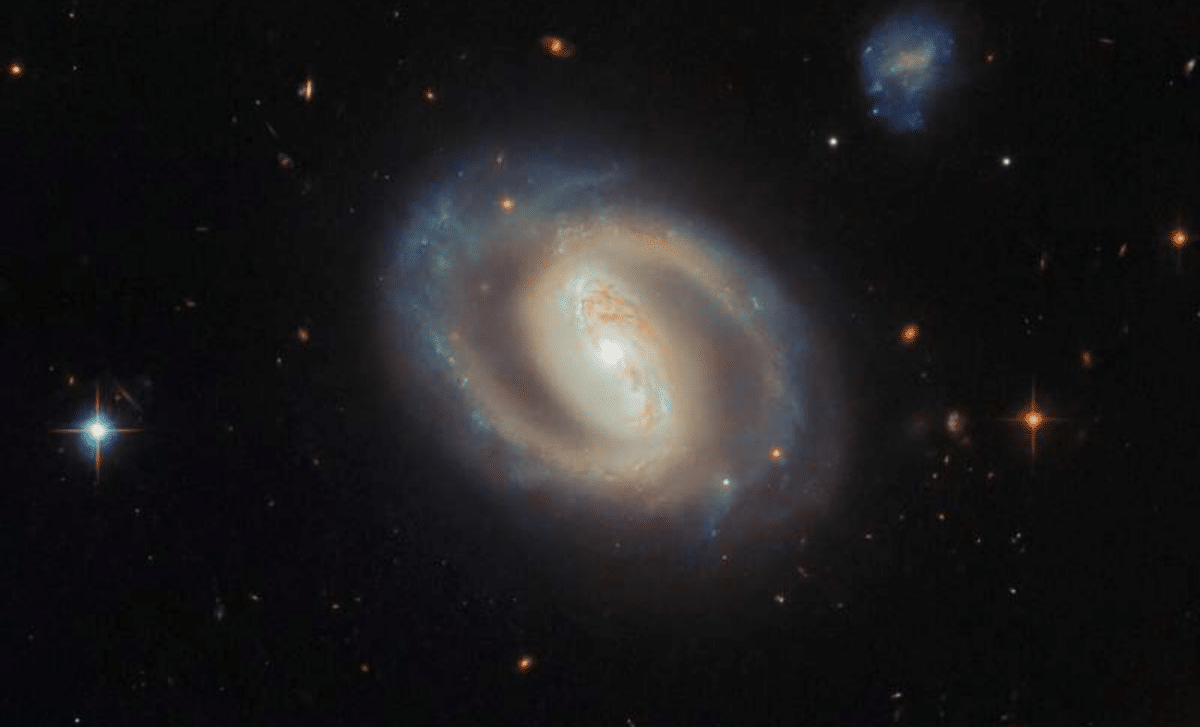Stunning Hubble Image Reveals The Birthplace Of Stars In The Barred Spiral Galaxy Ic 486