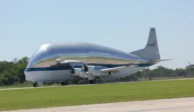 NASA's most irreplaceable aircraft was built in 1953, converted in 1983 and is still carrying the future of human spaceflight in 2026