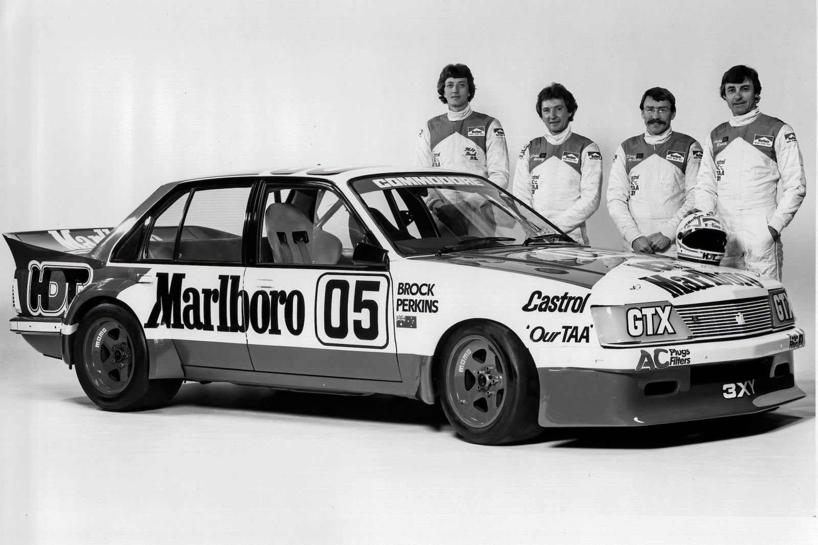 Peter Brock’s younger brother Phil dies