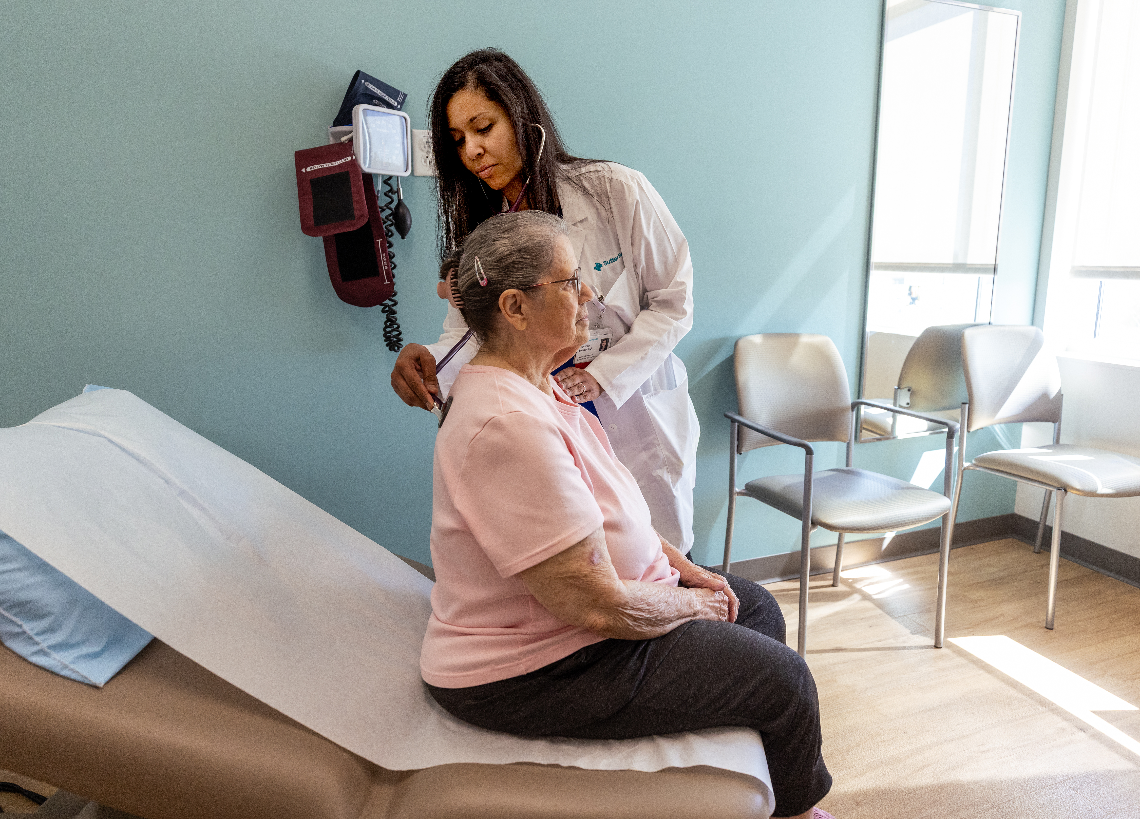 Cardiologitst Dr. Supreeya Swarup conducts a check up on Jan...