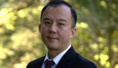 Ray White agent sorry for ‘unauthorised’ use of his former jewellery store customers’ data