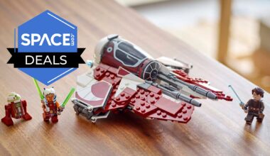 Save 20% off this Lego Star Wars Ahsoka Tano Jedi Interceptor, while you wait for S2 of Ahsoka to drop.