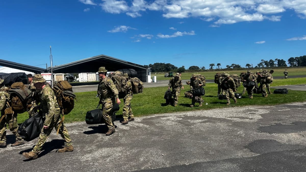 Ministry of Defence considers uses of AI in war, ex-Air Force MP says front line wants more people and bullets