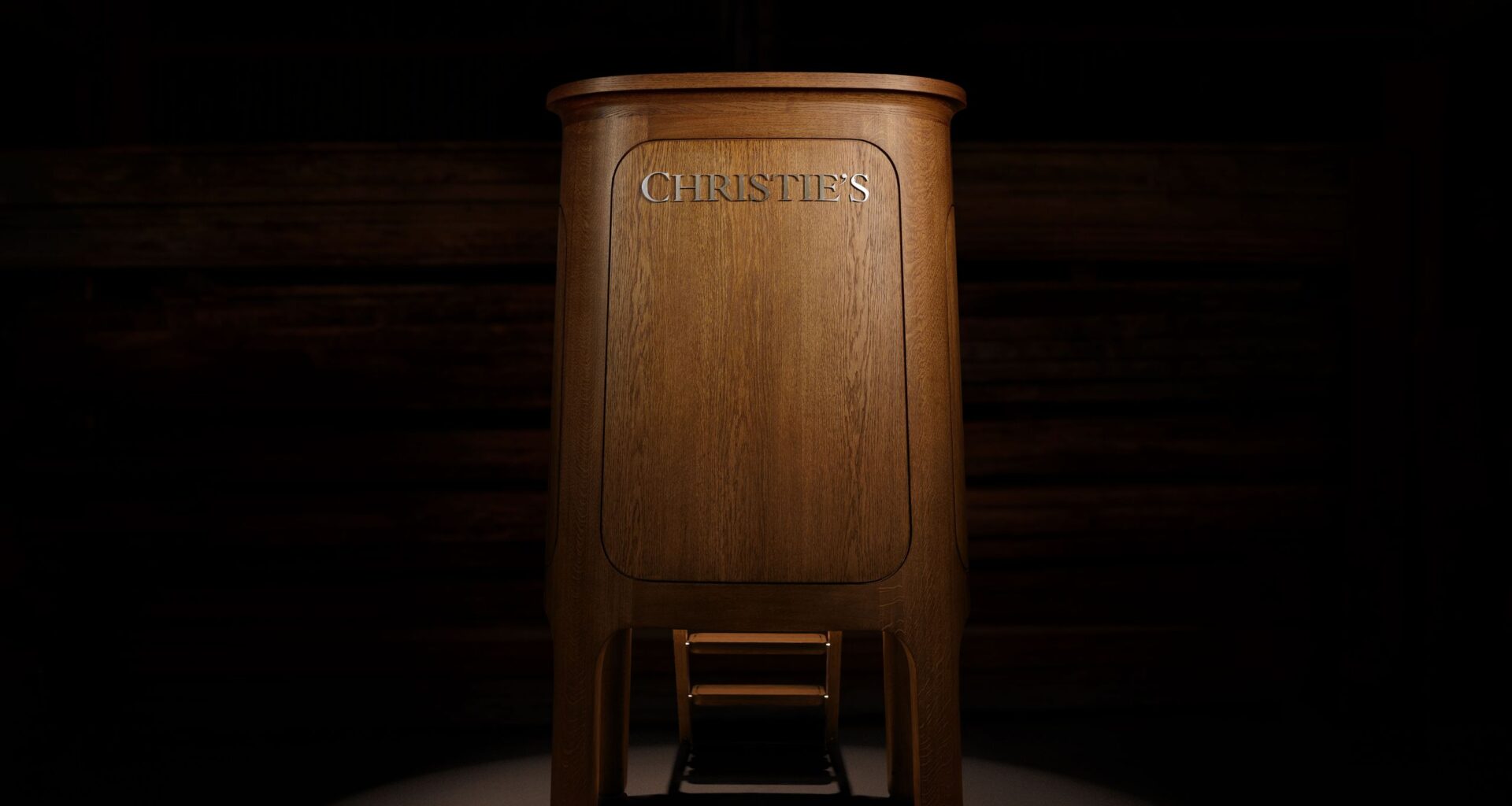 Jony Ive designed a new rostrum for Christie's