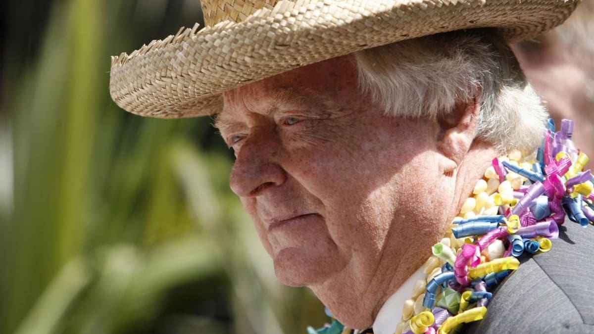 Former Manukau City mayor Sir Barry Curtis has died, aged 87