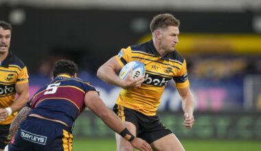 Super Rugby Pacific wrap: Hurricanes dominate, Brumbies comeback, Crusaders ignite – Phil Gifford