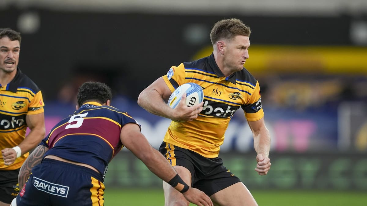 Super Rugby Pacific wrap: Hurricanes dominate, Brumbies comeback, Crusaders ignite – Phil Gifford