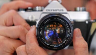 Film cameras are trendy again. Here's an analogue guide how to use one