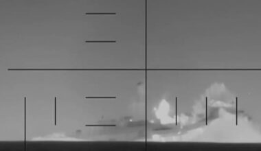 Australians on board US nuclear sub that struck Iranian ship