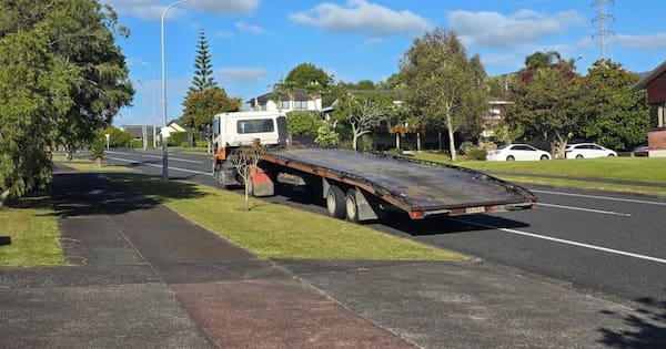 Parked trucks a 'serious hazard' in residential Auckland streets