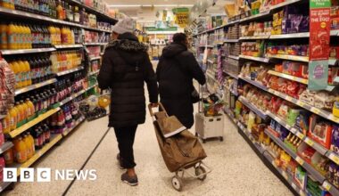 UK forecast to face weaker growth and higher inflation from Iran war - BBC