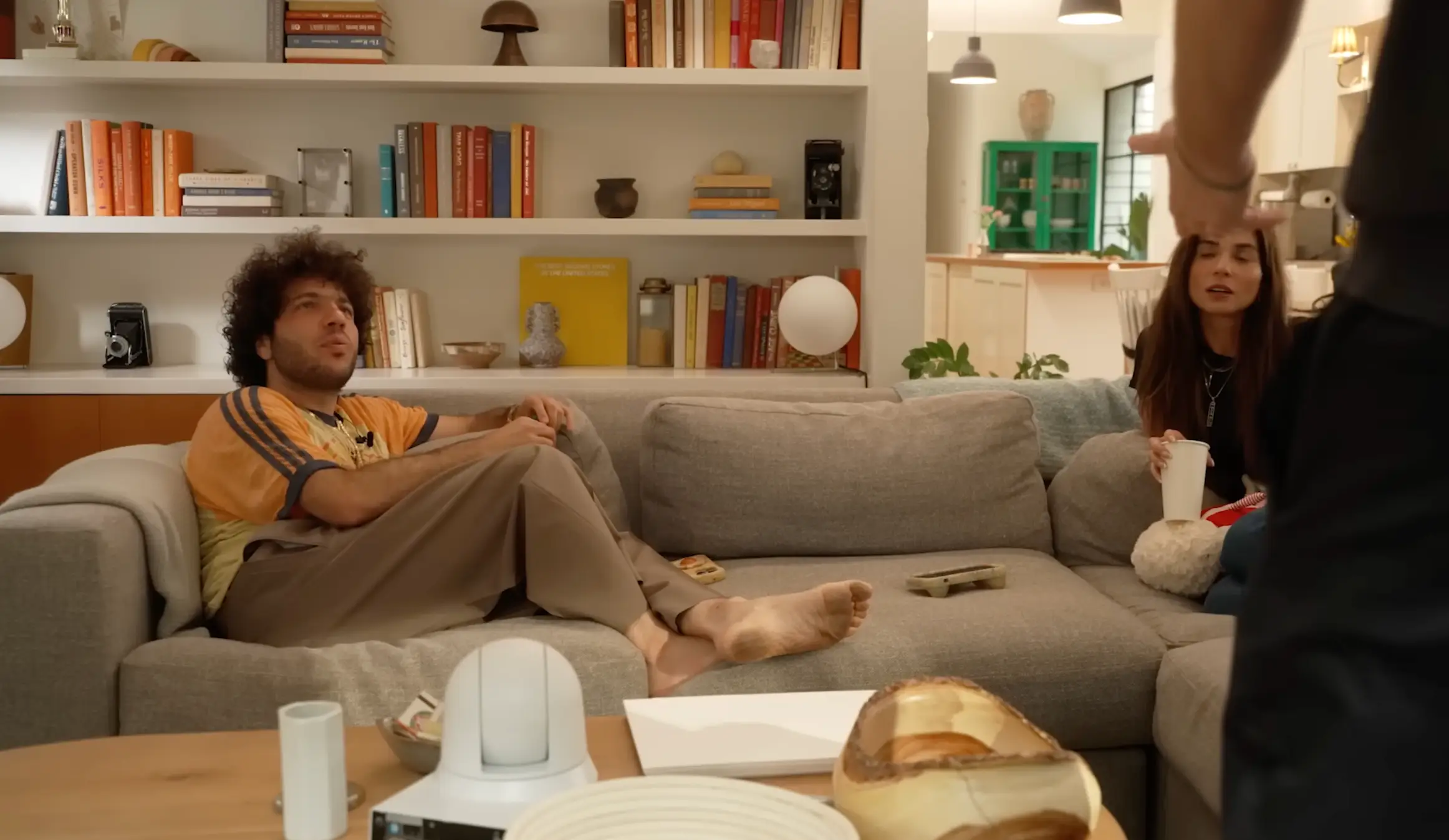 The debut episode of Blanco's new podcast raised eyebrows YouTube/@friendskeepsecrets)


