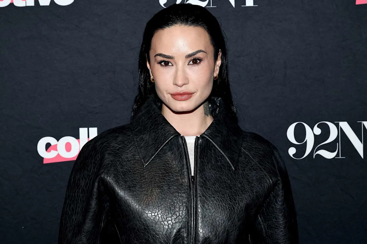 Demi Lovato Says She Used to 'Break Down Into Tears' in Grocery Stores amid Eating Disorder