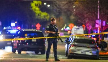 Texas bar shooting kills three, FBI probes possible terrorism links