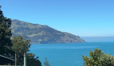 Royal New Zealand Navy vessel spills hundreds of litres of oil into Akaroa Harbour