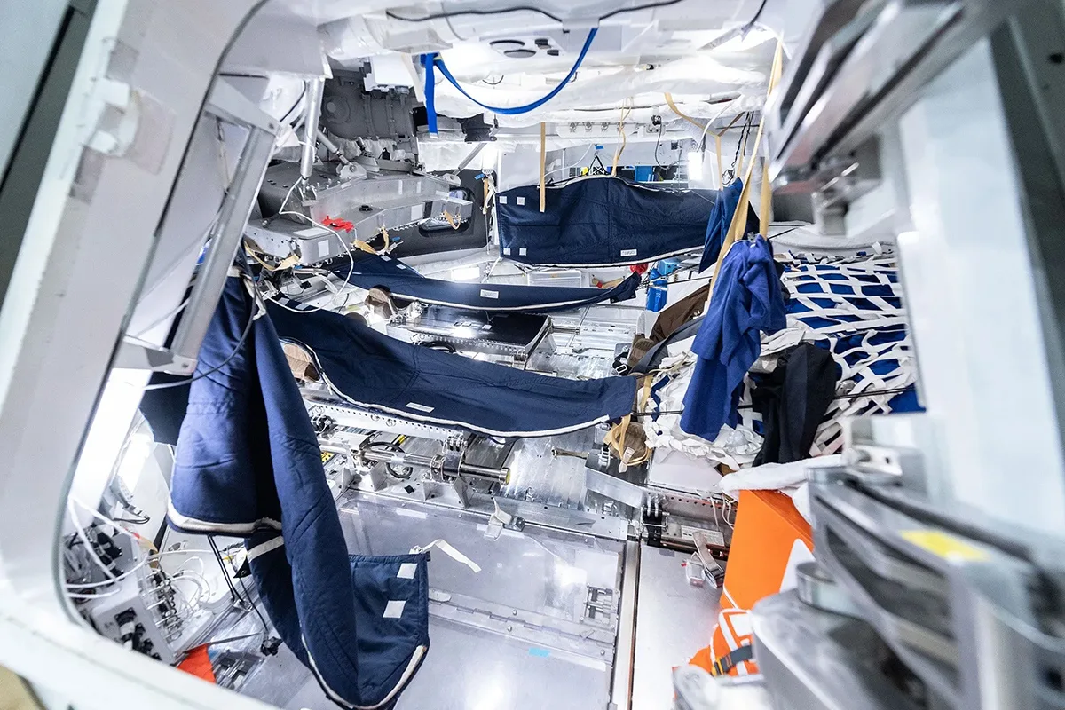 The sleeping quarters onboard the Orion capsule. Credit: NASA